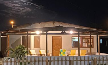 VENTA CASA DE PLAYA EN BALNEARIO DE COLAN PIURA
