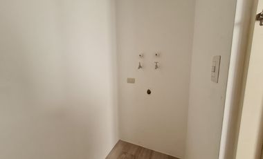 Venta de Departamento de 3 dormitorios en primer piso alto, Edificio Spazio, Puerto Santa Ana, Guayaquil