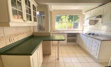 Casa en Arriendo 4 Dormitorios, 4 Baños, Sector Alcalá, Temuco