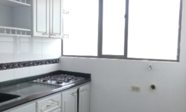 Arriendo Amplio Apartaestudio Conjunto Portales de Mamore, Tunja