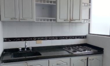 Arriendo Amplio Apartaestudio Conjunto Portales de Mamore, Tunja
