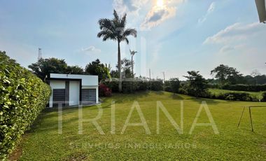 AMPLIA Y LUMINOSA PROPIEDAD EN VENTA – ¡OPORTUNIDAD ÚNICA EN TENIS CLUB! SANTO DOMINGO