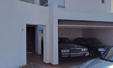 Céntrica casa en Fraccionamiento Villa Antigua
