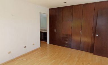 Céntrica casa en Fraccionamiento Villa Antigua