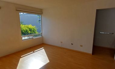 Céntrica casa en Fraccionamiento Villa Antigua