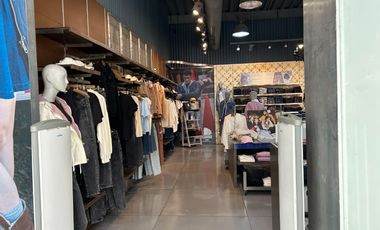 SE VENDE LOCAL COMERCIAL UNICENTRO TUNJA