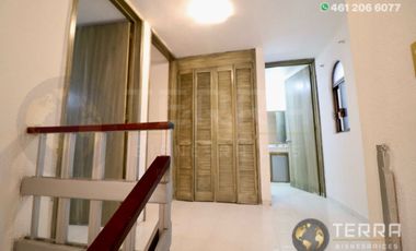SE RENTA CASA🌳 🏡 🌳 EN JARDINES DE CELAYA 1ERA SECCION A LA VUELTA DE CHEDRAUI EN UNA PRIVADITA DE 15 CASAS SOBRE CALLE TABACHINES  Celaya  Gto. 3 H