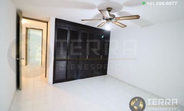 SE RENTA CASA🌳 🏡 🌳 EN JARDINES DE CELAYA 1ERA SECCION A LA VUELTA DE CHEDRAUI EN UNA PRIVADITA DE 15 CASAS SOBRE CALLE TABACHINES  Celaya  Gto. 3 H