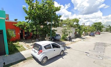 CASA EN AMARANTOS, LAS PALMAS I EN MISIÓN DE LAS FLORES, PLAYA DEL CARMEN ¡ NO CREDITOS !