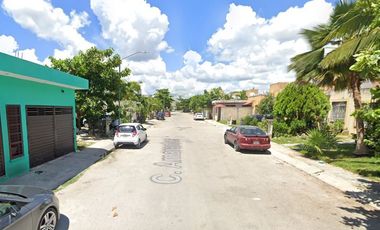 CASA EN AMARANTOS, LAS PALMAS I EN MISIÓN DE LAS FLORES, PLAYA DEL CARMEN ¡ NO CREDITOS !