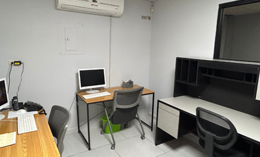 OFICINA CON ESPACIOS DISPONIBLES EN RENTA
