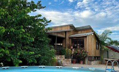 San Vicente, Santa Elena - Encantadora cabaña con terreno de 440 m2, ideal para negocio o vivienda.