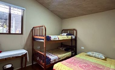 San Vicente, Santa Elena - Encantadora cabaña con terreno de 440 m2, ideal para negocio o vivienda.