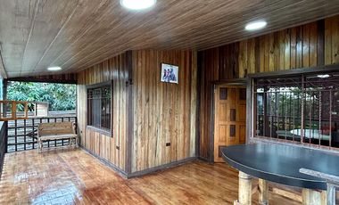 San Vicente, Santa Elena - Encantadora cabaña con terreno de 440 m2, ideal para negocio o vivienda.