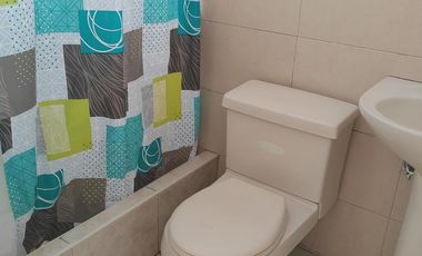 ARRIENDO CASA EN TUMBACO - CONJUNTO MIRA CETI