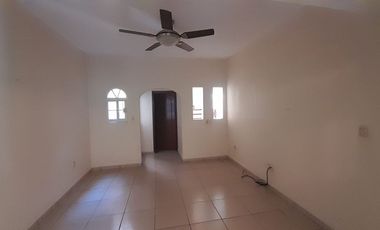 CASA EN VENTA EN  PARQUE ROYAL EN COLIMA