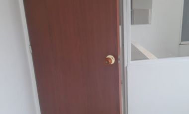 Casa en el barrio Brisas de los Alamos, Alameda del Rio Cali