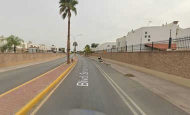 Casa en Remate Bancario. Ojo Inversionistas, gran oportunidad de crecimiento económico.