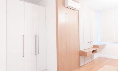 Studio Unit with Parking Slot For Rent in Park Terraces