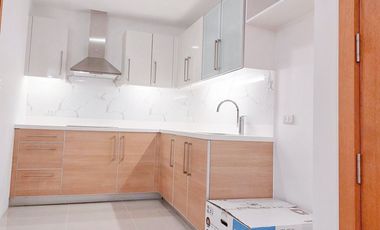 Studio Unit with Parking Slot For Rent in Park Terraces