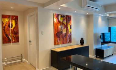 1BR Flat Condo in One Rockwell West