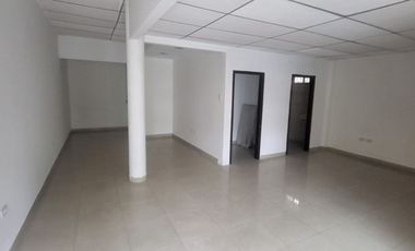 Arriendo local Urdesa Central av Las Lomas  cerca de Policentro , San Marino, Plaza Quil.