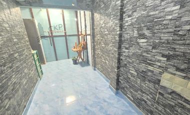 Townhouse Kritsana House Khlong Song, 3-storey house, near Big C and Lotus, convenient transportation.