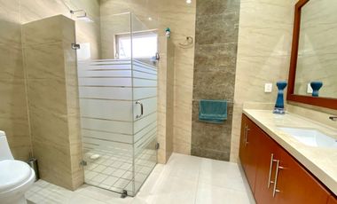 casa en venta en villa verona