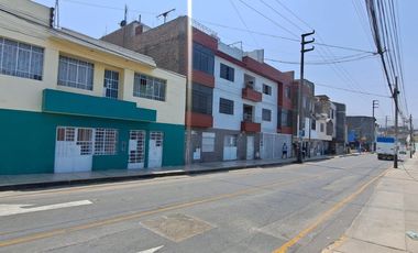¡Oportunidad única! Casa de 162 m² a precio de terreno en Ate