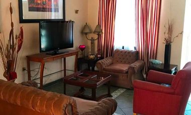 renta habitación amueblada una persona calle Héroe de Nacozari rumbo plaza cibeles