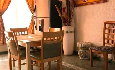 renta habitación amueblada una persona calle Héroe de Nacozari rumbo plaza cibeles