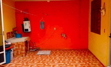 renta habitación amueblada una persona calle Héroe de Nacozari rumbo plaza cibeles