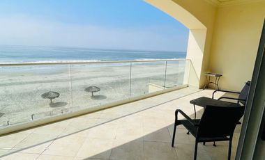 CONDOMINIO EN VENTA , A LA ORILLA DEL MAR