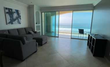 CONDOMINIO EN VENTA , A LA ORILLA DEL MAR