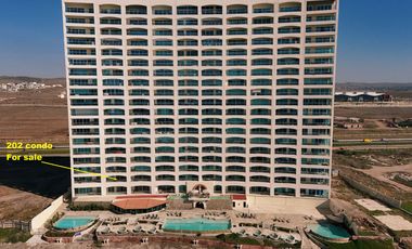 CONDOMINIO EN VENTA , A LA ORILLA DEL MAR