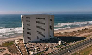 CONDOMINIO EN VENTA , A LA ORILLA DEL MAR