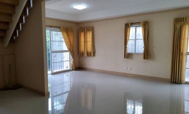 House for sale, 2 floors, Pruksa Puri Village, Chan Bua, Bangna Km. 5, size 50.4 sq m, Soi Wat Palad Priang 5.5 m.
