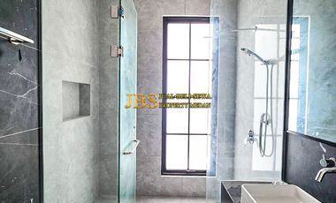 Dijual Villa Siap Huni Komplek Citraland Gama City Cluster Clarke Quay