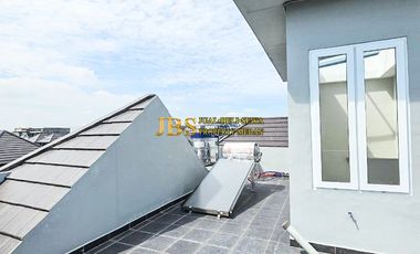 Dijual Villa Siap Huni Komplek Citraland Gama City Cluster Clarke Quay