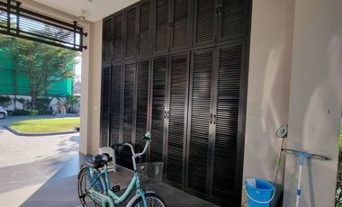 single house for sale, modern style, luxury. Chaloem Phrakiat 30 with swimming pool, living area 780 sq m., size 495 sqw., parking for 10 cars, with f