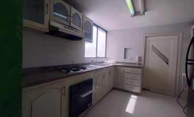 Apartamento amoblado en arriendo en Alto Prado.