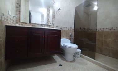 Apartamento amoblado en arriendo en Alto Prado.