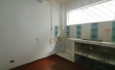 VENDO CASA DE DOS PISOS EN EL BARRIO CAMBULOS I A NORTE DE NEIVA