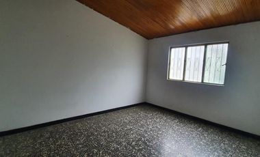 VENDO CASA DE DOS PISOS EN EL BARRIO CAMBULOS I A NORTE DE NEIVA
