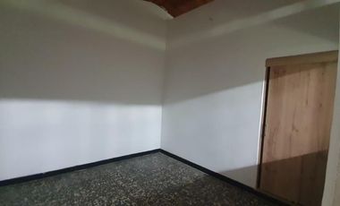 VENDO CASA DE DOS PISOS EN EL BARRIO CAMBULOS I A NORTE DE NEIVA