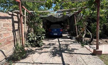 Casa y gran terreno en Venta Los Andes