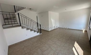Casa en venta El salitre 3 habitaciones FVR