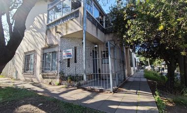 Castelar - Venta - PH 3 Ambientes