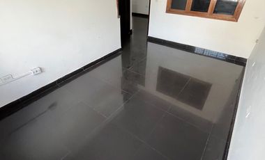 SE VENDE ESPECTACULAR CASA 2P BARRIO ALTICO NEIVA (HUI-COL)