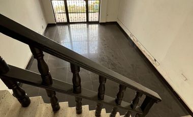 SE VENDE ESPECTACULAR CASA 2P BARRIO ALTICO NEIVA (HUI-COL)